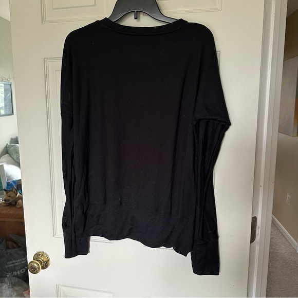Sol and mane black sweater - Picture 5 of 5
